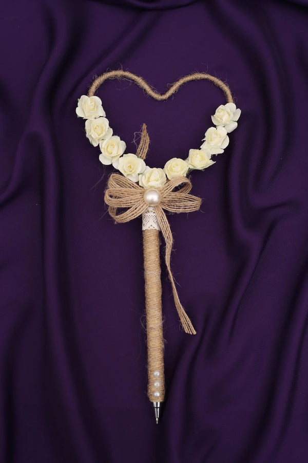 Luxurious Antique Heart Shaped White Tulip Nikah Pen